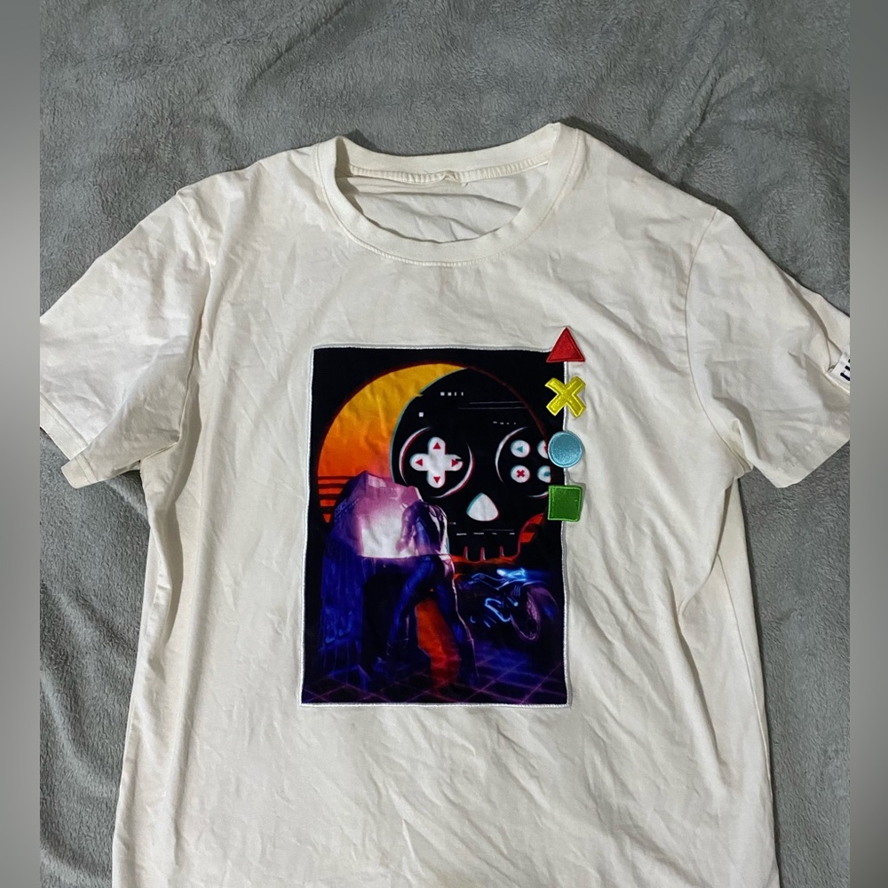 White Gamer shirt